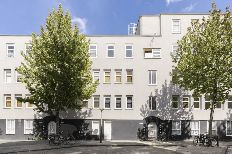 Riouwstraat 103-C in Amsterdam-Oost