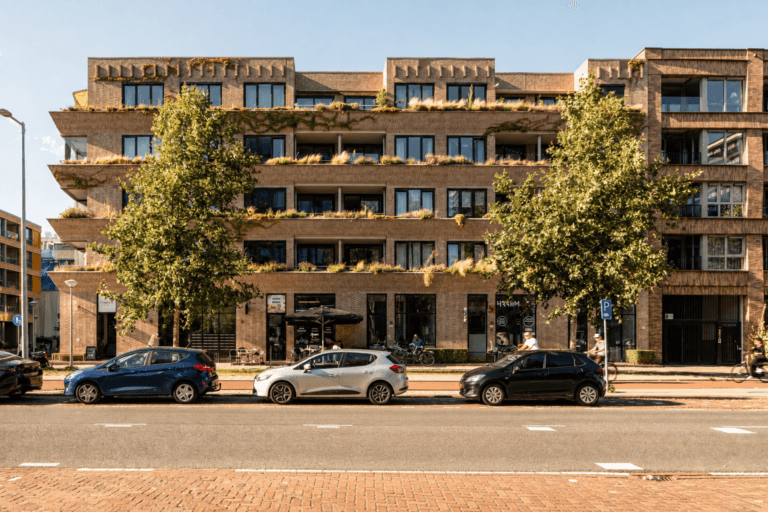 Woning aan de Schipluidenlaan 180 in Amsterdam