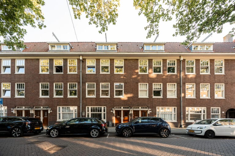 Woning aan de Bestevâerstraat 275-C in Amsterdam